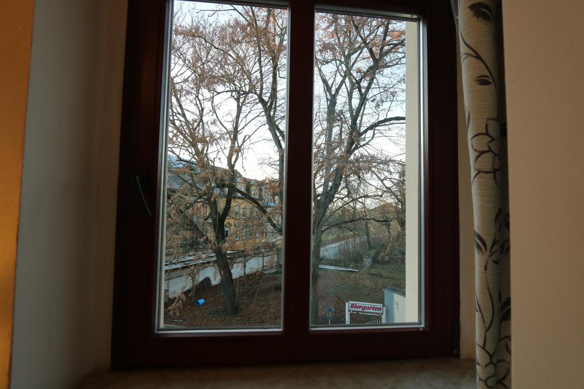 Hotel Am Fluss Saale Weißenfels Esterno foto
